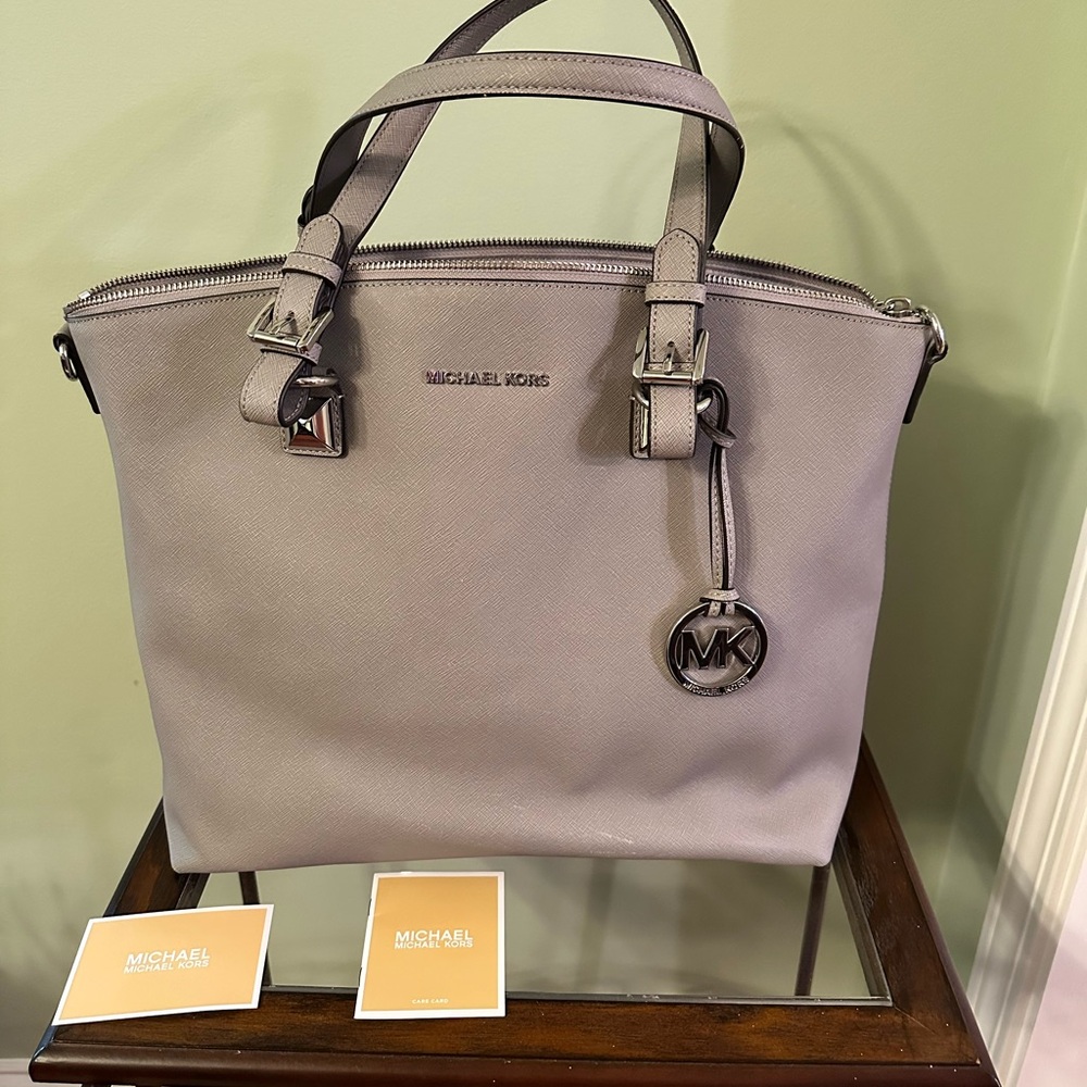 New Michael Kors cross grain light gray leather shoulder bag